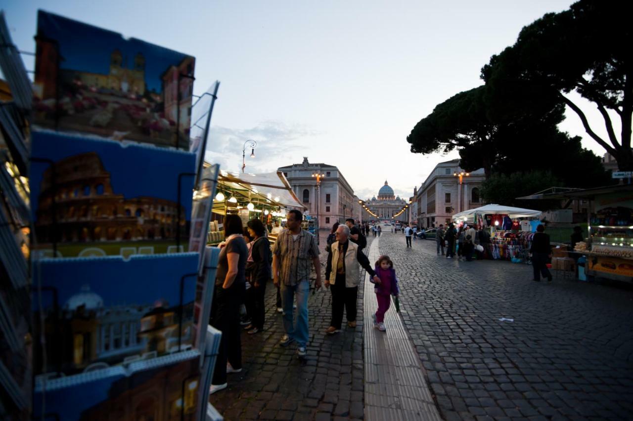 Rome Services Porta Castello Bagian luar foto